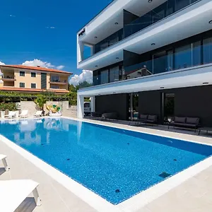  Apartment Luxury Magali 1